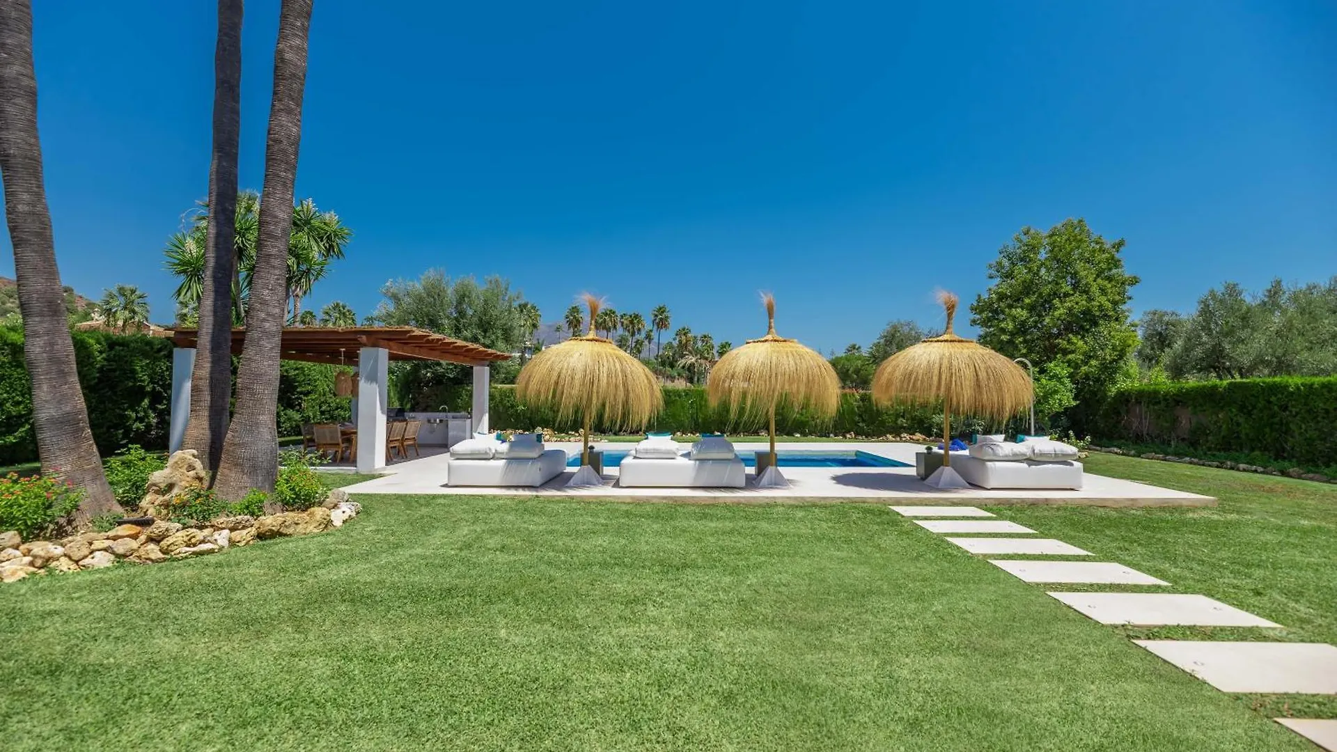 Vacation Marbella I Villa Sirio, Golf-Front Villa, Private Heated Pool, Privacy, 10 Min From Puerto Banus